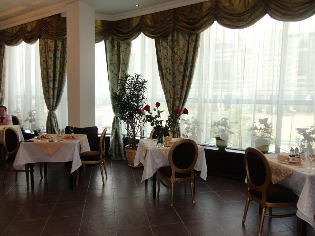 Belon Lux Hotel Astana Eksteriør bilde